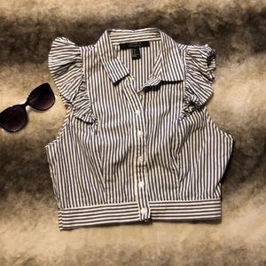 Forever 21 crop button up s